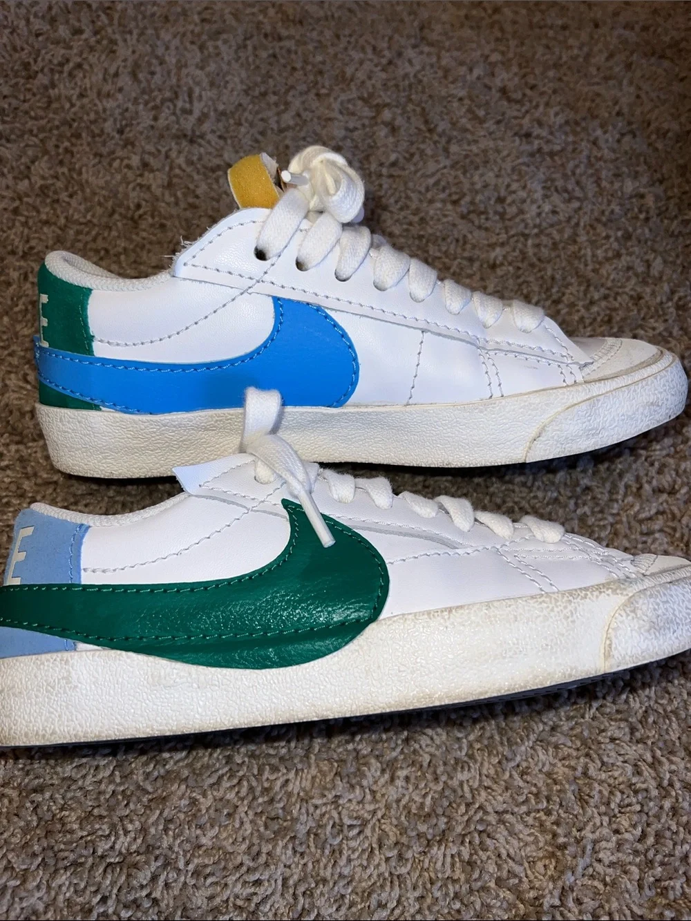 Nike classic low